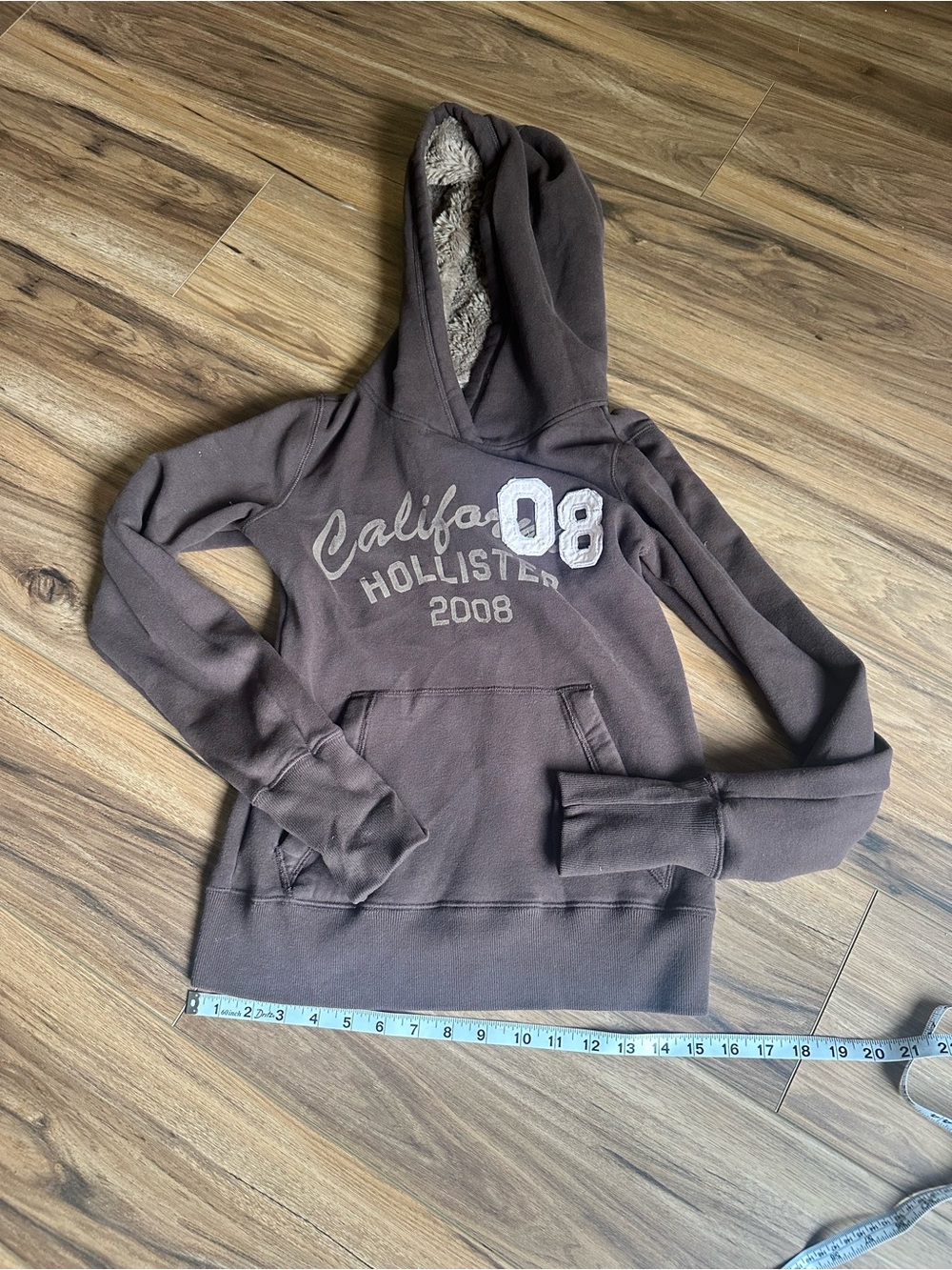 Hollister Brown Hooded Sherpa-Lined Pullover with '08 Graphic
